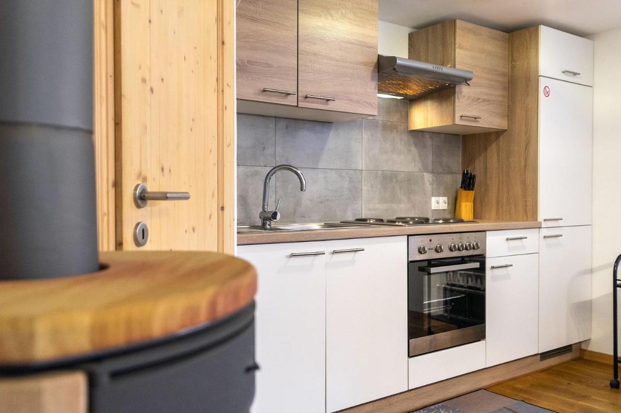 Alpen-Hostel - Apartment Talstation Mit Motorradvermietung Memmingen Exteriör bild
