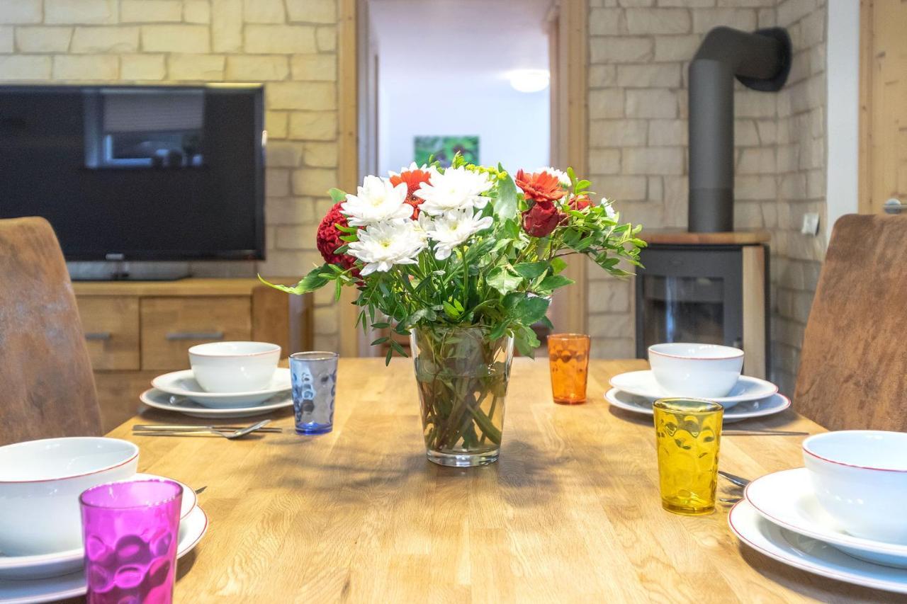 Alpen-Hostel - Apartment Talstation Mit Motorradvermietung Memmingen Exteriör bild