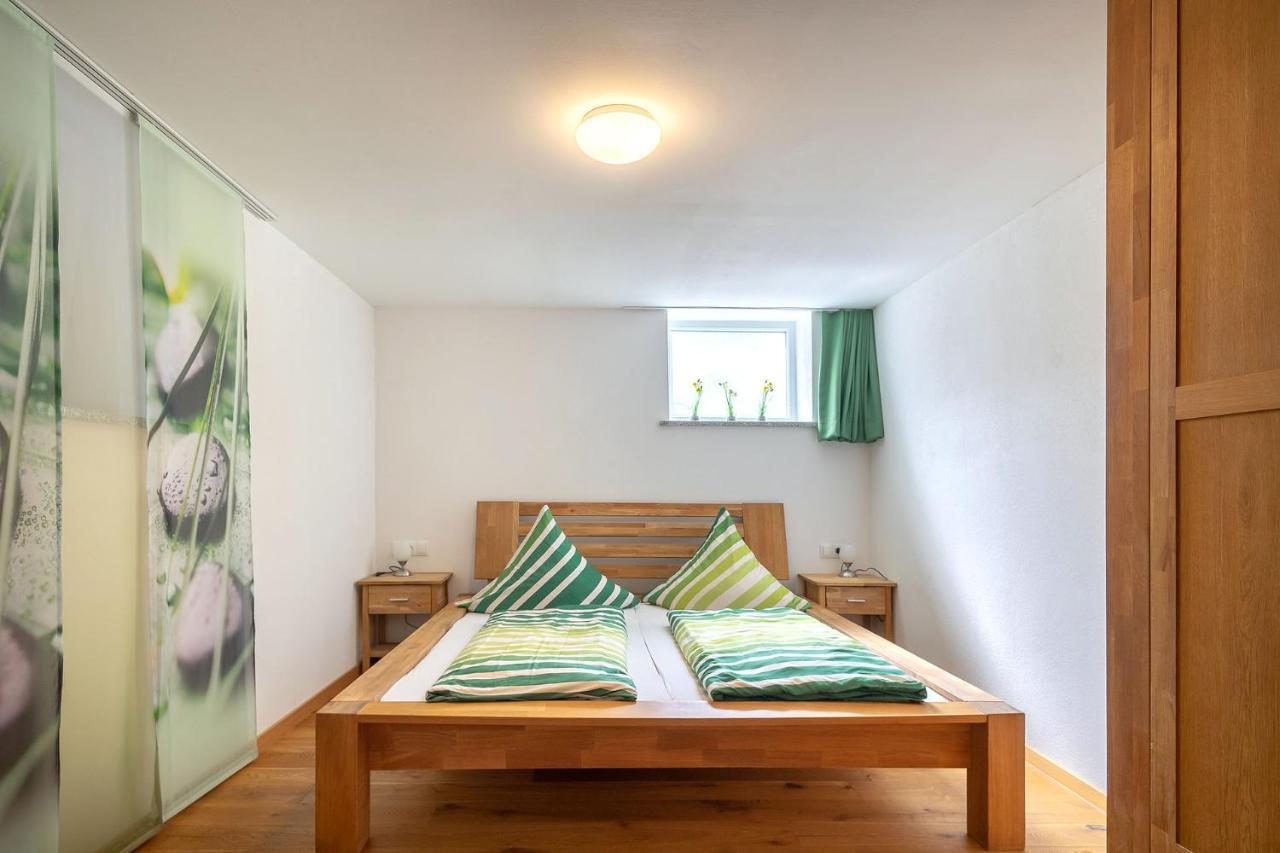 Alpen-Hostel - Apartment Talstation Mit Motorradvermietung Memmingen Exteriör bild