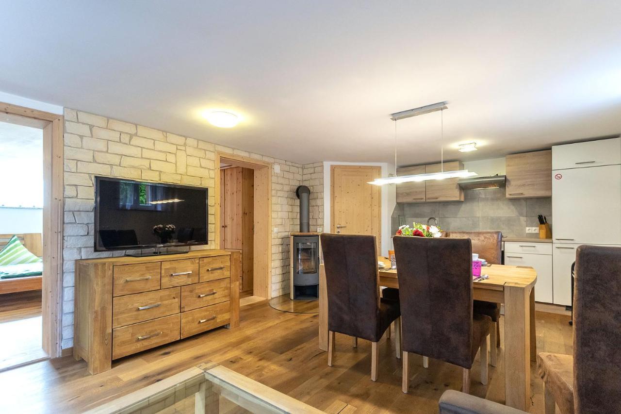 Alpen-Hostel - Apartment Talstation Mit Motorradvermietung Memmingen Exteriör bild
