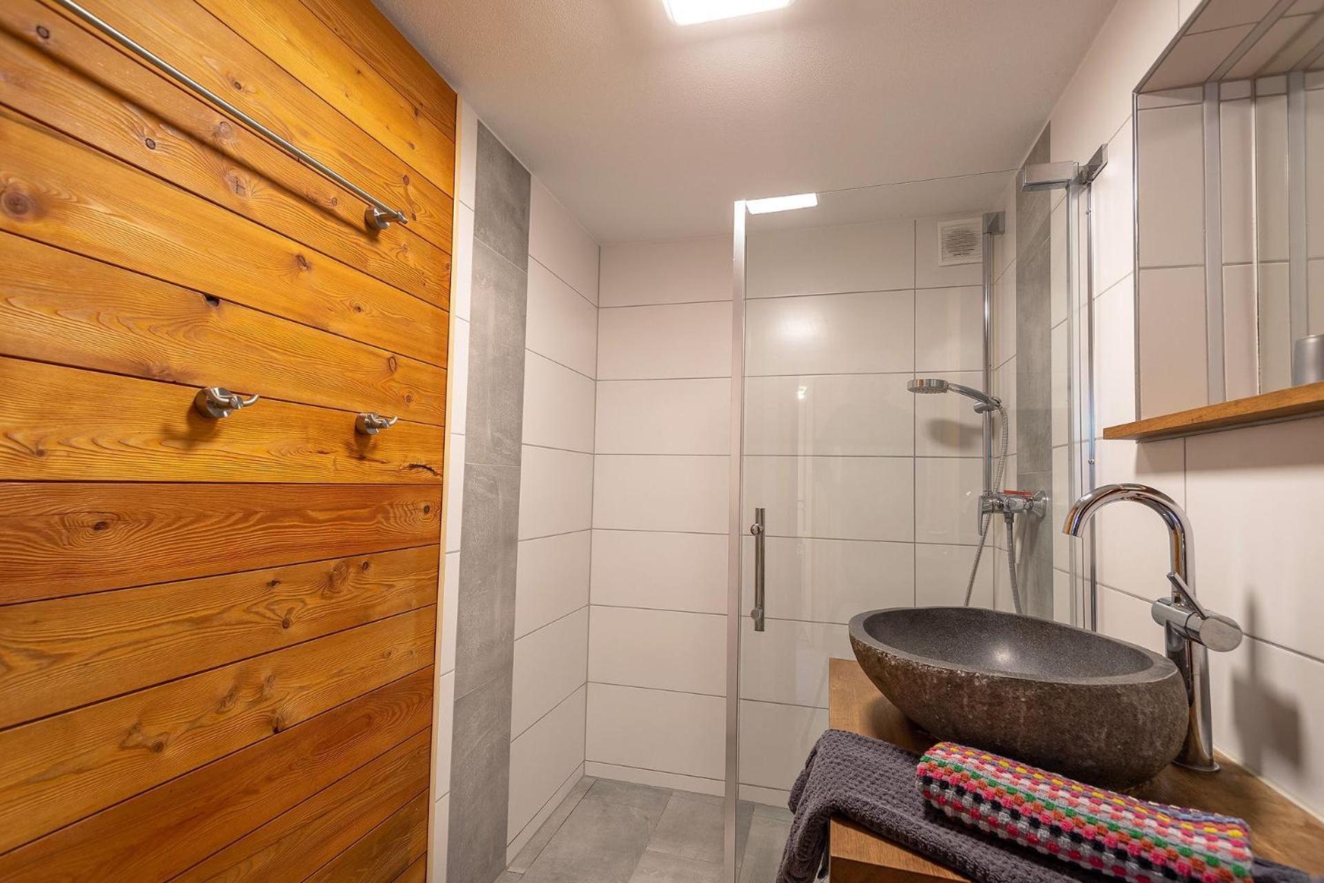 Alpen-Hostel - Apartment Talstation Mit Motorradvermietung Memmingen Exteriör bild